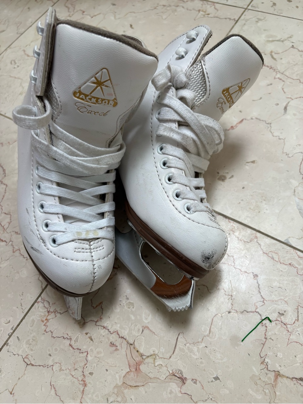 Jackson Excel White Figure Skates youth size 11.5C